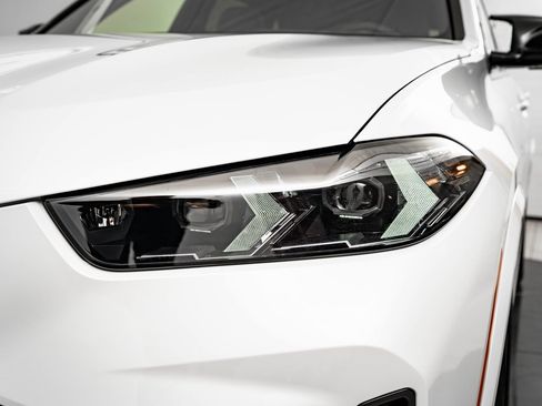 New 2026 BMW X5 M60i image 15