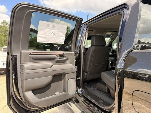 New 2026 GMC Sierra 2500 SLT w/ SLT Premium Package AWD/4WD image 23