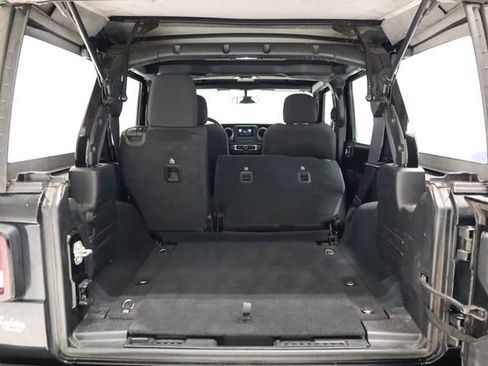 Used 2023 Jeep Wrangler Unlimited Sport AWD/4WD image 31