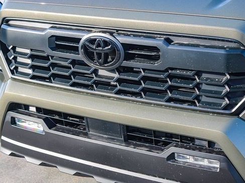 New 2026 Toyota Tacoma TRD Off-Road AWD/4WD image 6