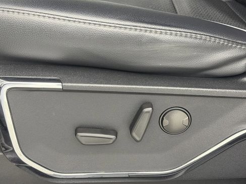 Certified 2024 Ford F150 Lariat image 28