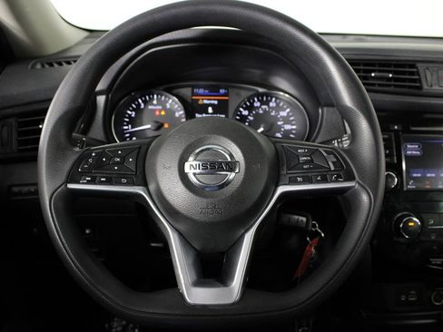 Used 2019 Nissan Rogue S FWD image 23