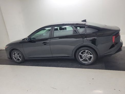Used 2025 Kia K4 FWD image 3