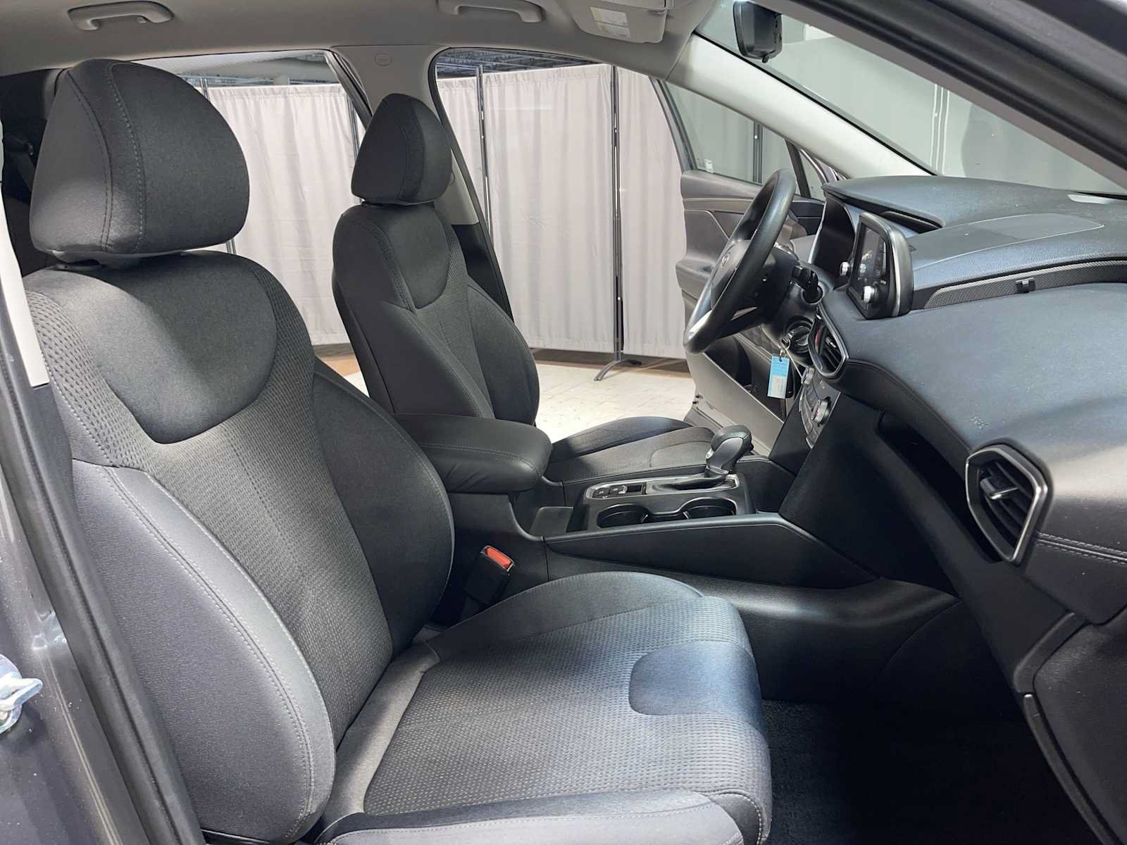 Used 2019 Hyundai Santa Fe SE AWD/4WD image 13