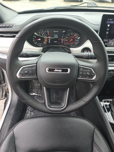 Used 2024 Jeep Compass Limited AWD/4WD image 13