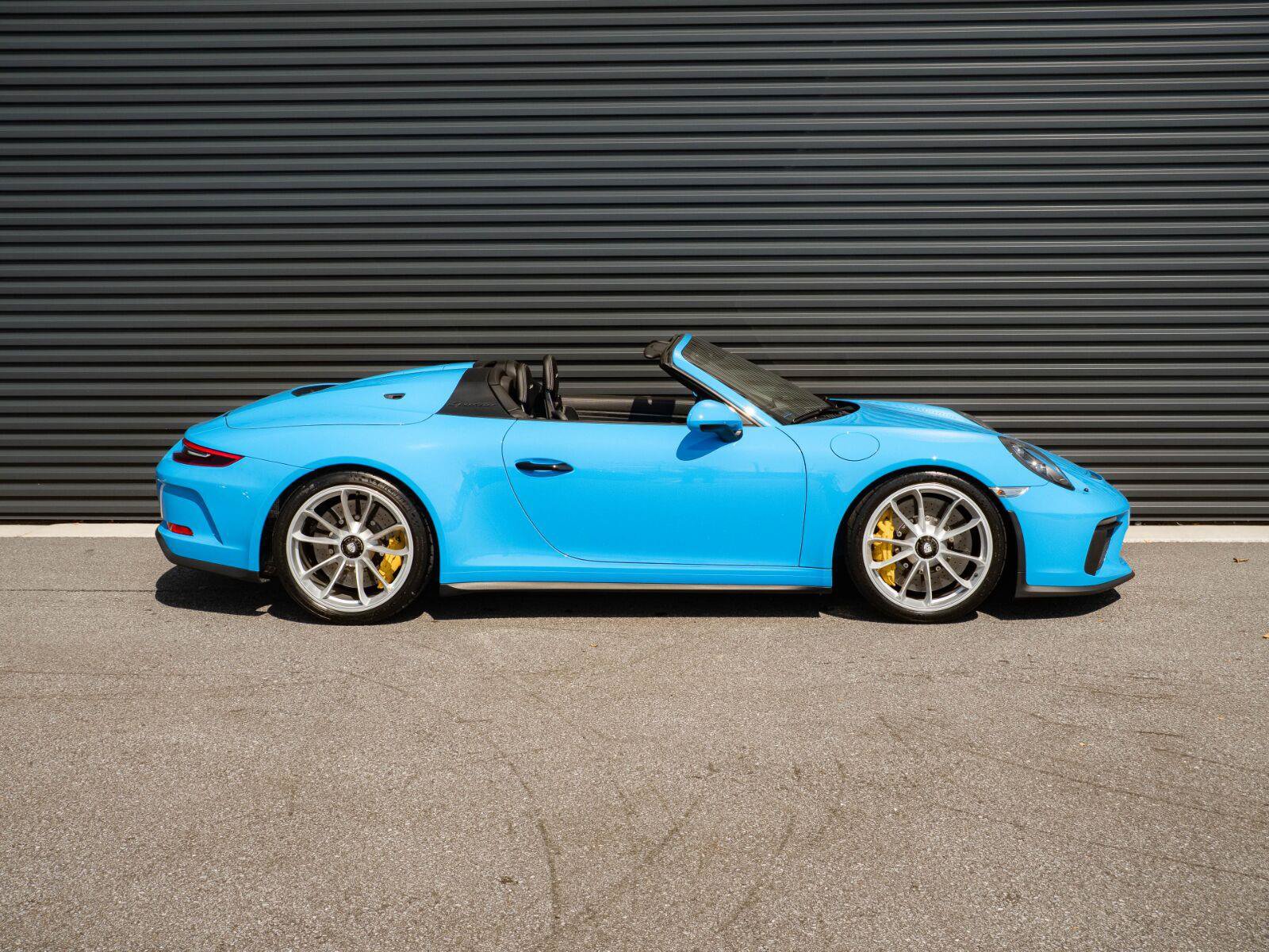 Used 2019 Porsche 911 Speedster RWD image 20
