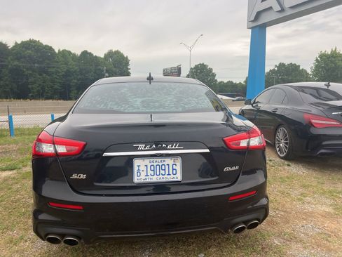 Used 2018 Maserati Ghibli S GranSport Q4 AWD/4WD image 13