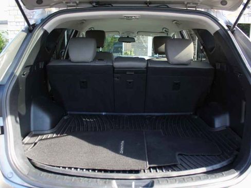 Used 2017 Hyundai Santa Fe Sport w/ 2.4L Value Package 06 image 8