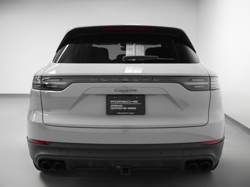 Certified 2023 Porsche Cayenne Platinum Edition AWD/4WD image 11