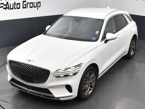 Used 2025 Genesis GV70 2.5T AWD/4WD image 9