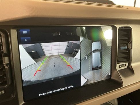 Used 2022 Ford Bronco Wildtrak image 22