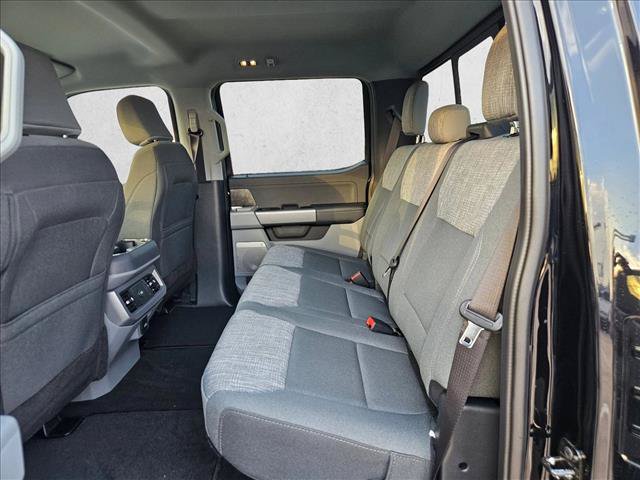 New 2026 Ford F250 XLT w/ XLT Premium Package AWD/4WD image 12