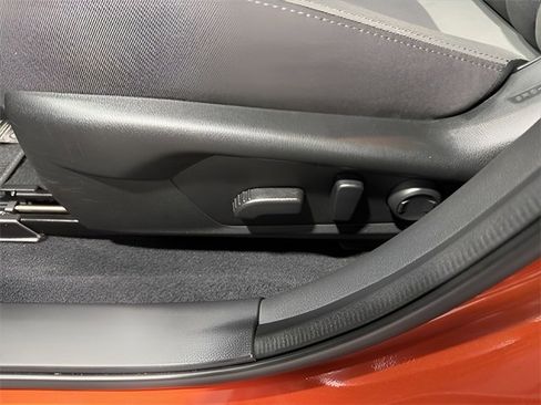 Certified 2025 Subaru Crosstrek 2.0i Premium image 12