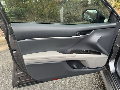 Certified 2023 Toyota Camry LE image 17