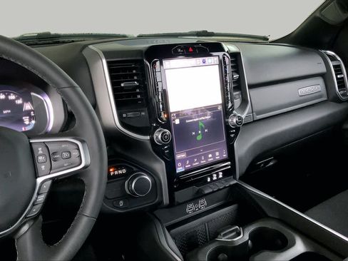Used 2025 RAM 1500 Big Horn RWD image 7
