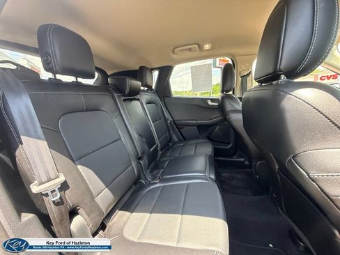 Used 2020 Ford Escape Titanium AWD/4WD image 33