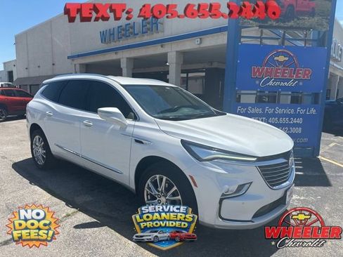 Used 2022 Buick Enclave Premium w/ Surround and Sites Package FWD image 3