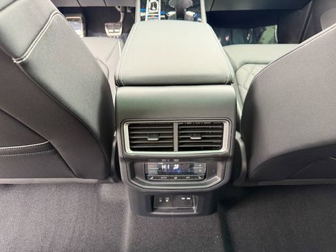 New 2026 Volkswagen Atlas SEL Premium R-Line image 27