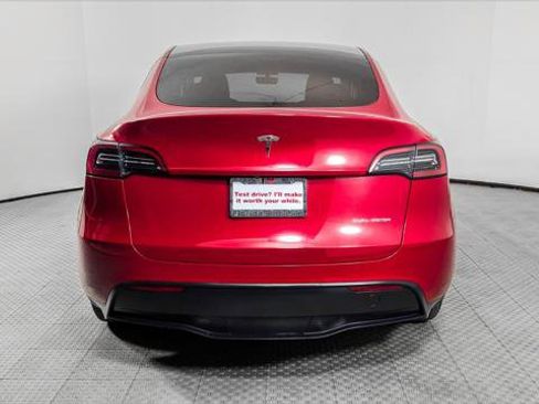Used 2023 Tesla Model Y Long Range image 6