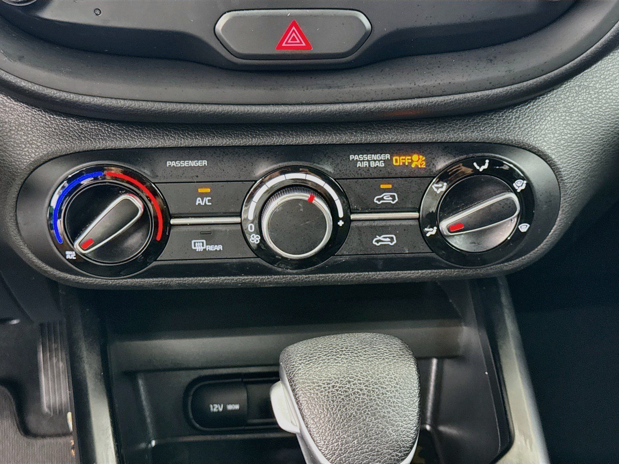 Used 2023 Kia Soul LX FWD image 23