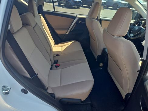 Used 2015 Toyota RAV4 XLE image 33