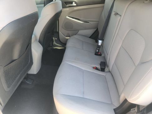 Used 2019 Hyundai Tucson SE FWD image 26