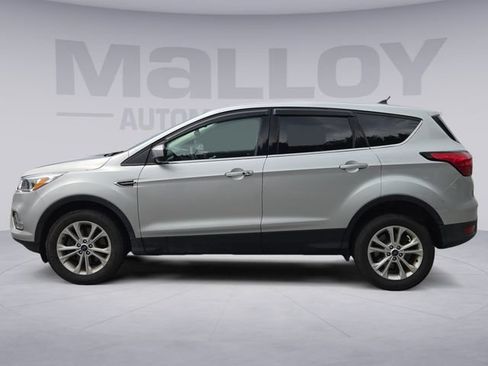 Used 2019 Ford Escape SE AWD/4WD image 2