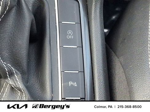 Used 2021 Volkswagen Tiguan SE R-Line image 26