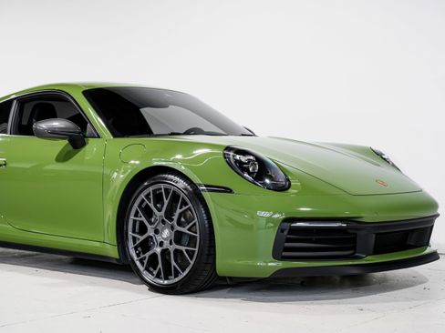 Used 2024 Porsche 911 Carrera T image 40