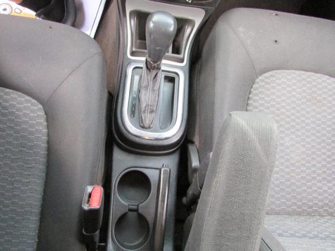 Used 2009 Chevrolet HHR LS image 32