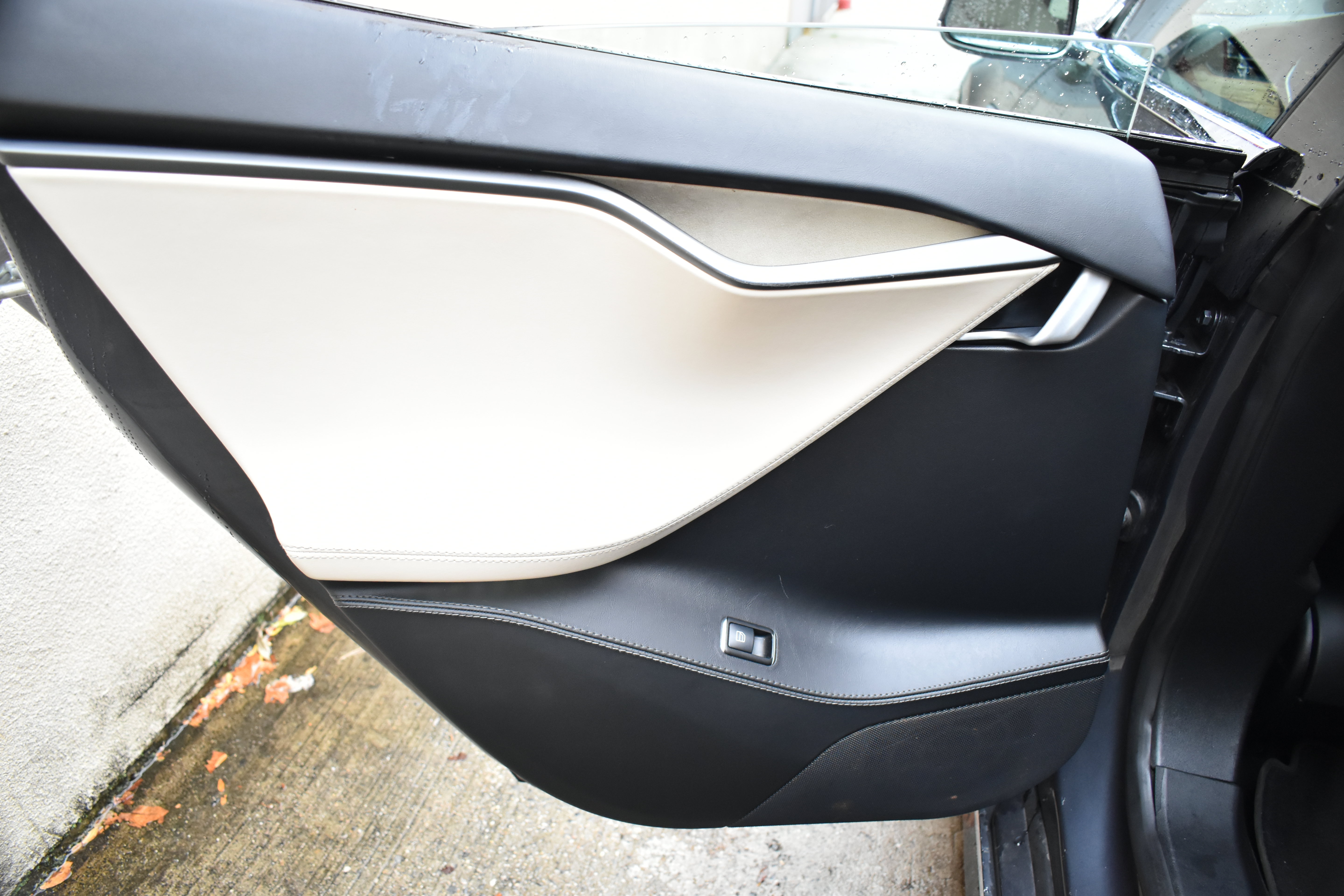 Used 2020 Tesla Model S Long Range AWD/4WD image 22