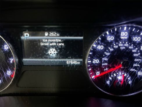 Used 2023 Kia Forte LXS image 13