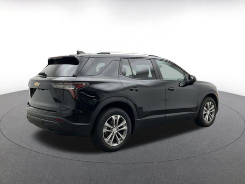 Used 2025 Chevrolet Equinox LT FWD image 9