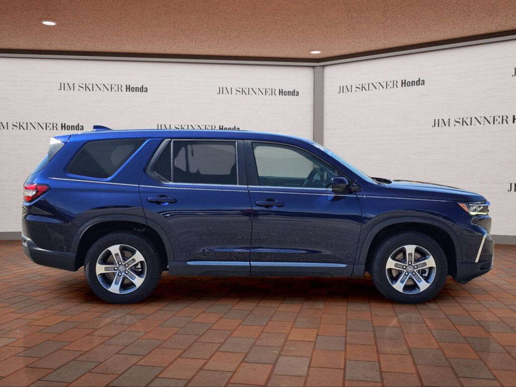 Certified 2024 Honda Pilot EX-L image 7