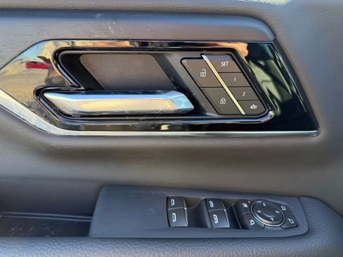 New 2026 GMC Yukon XL Denali w/ Sun & Power Step Package image 15