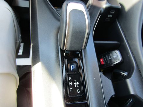 Used 2023 Toyota Crown image 28