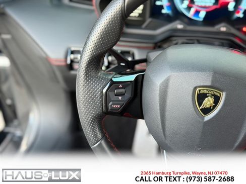 Used 2018 Lamborghini Aventador S AWD/4WD image 40
