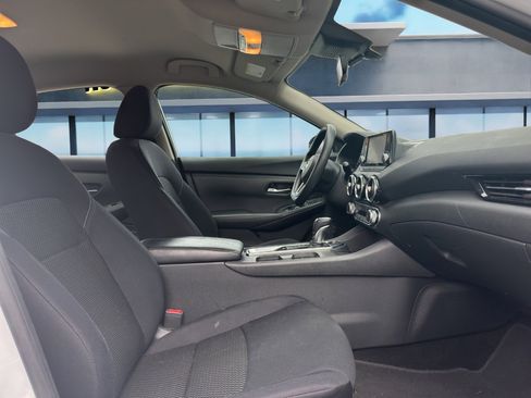 Used 2020 Nissan Sentra S image 18