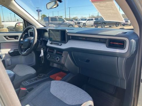 Used 2024 Ford Maverick XLT image 11