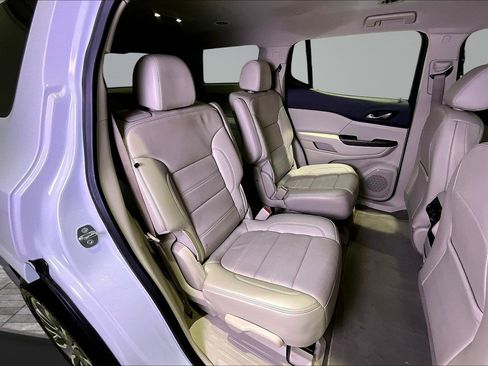 Used 2023 GMC Acadia Denali AWD/4WD image 23