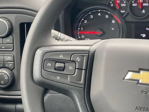 New 2026 Chevrolet Silverado 2500 Custom w/ Custom Value Package AWD/4WD image 8