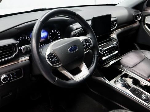 Used 2022 Ford Explorer Limited w/ Equipment Group 301A image 27