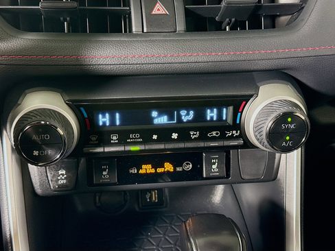 Certified 2025 Toyota RAV4 SE image 16