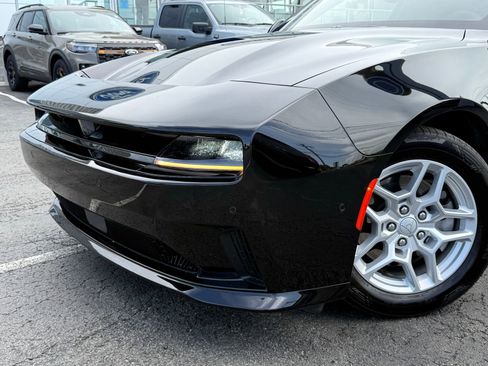 Used 2025 Dodge Charger Daytona R/T w/ Quick Order Package 25M R/T AWD/4WD image 44