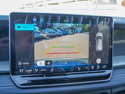 New 2026 Volkswagen Tiguan SE R-Line image 11