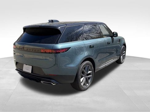 New 2026 Land Rover Range Rover Sport SE AWD/4WD image 8
