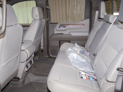 New 2026 Chevrolet Silverado 1500 LT image 11