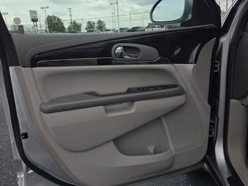 Used 2017 Buick Enclave Convenience image 16