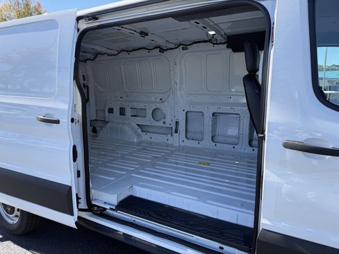 New 2026 Ford Transit 150 Low Roof RWD image 25