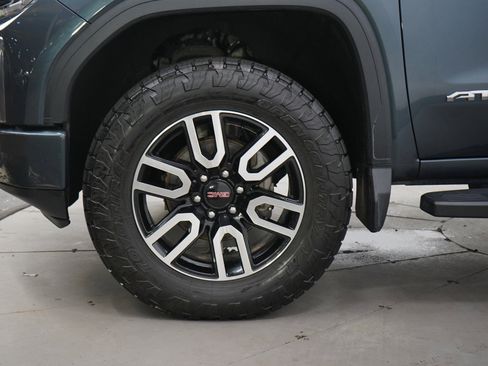 Used 2020 GMC Sierra 1500 AT4 w/ AT4 Premium Package AWD/4WD image 29